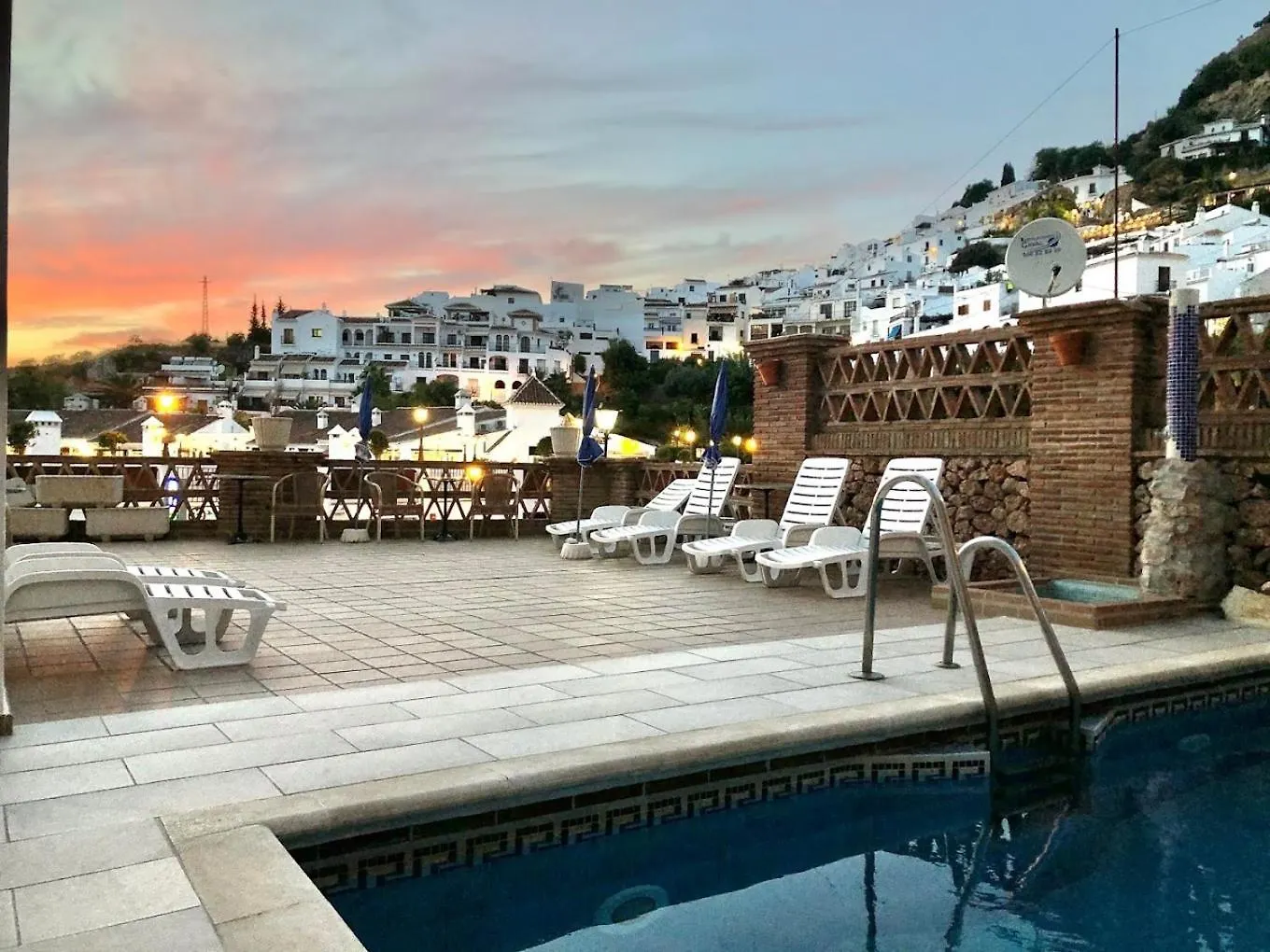 Contactos de Hotel Villa Frigiliana